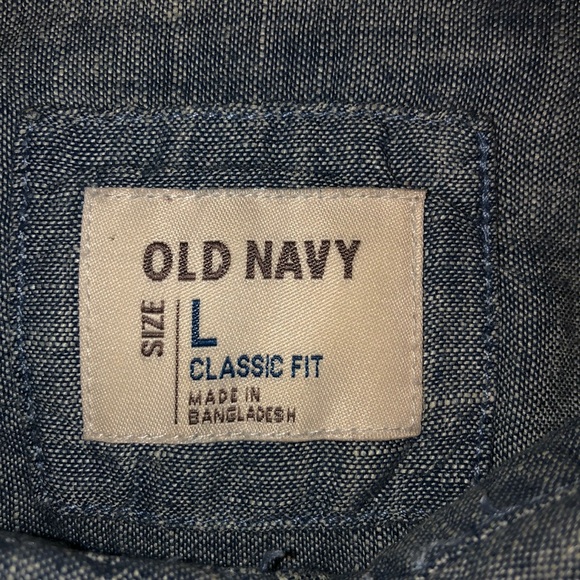 Old Navy Short Sleeve Shirt - Picture 2 of 4